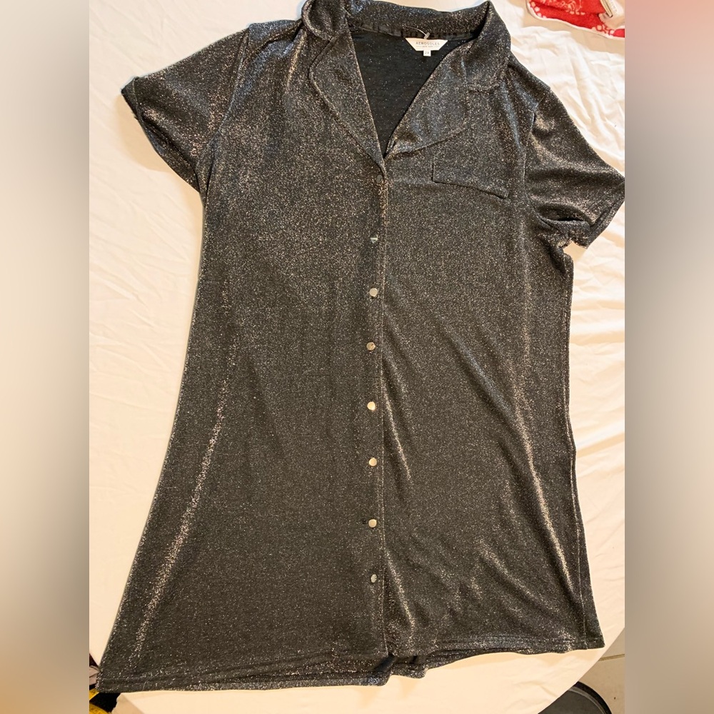 AEROSOLES Metallic Black Button-Down Shirt